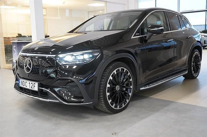 Svart Begagnad 2023 Mercedes EQE350 AMG Line Premium Plus SUV | 689 800 kr (Bra pris) - Bild 1/4