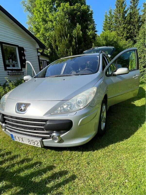 Grå Begagnad 2007 Peugeot 307 Kombi | 22 500 kr (Marknadspris) - Bild 1/4