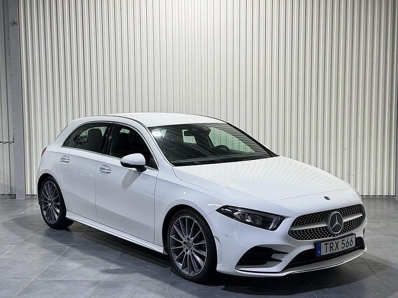 Begagnad Mercedes A180 AMG 116 HK (85 kW) 2018 Vit Halvkombi