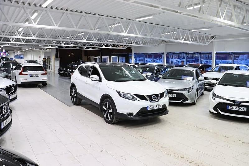 Begagnad Nissan Qashqai 116 HK (85 kW) 2017 Vit SUV