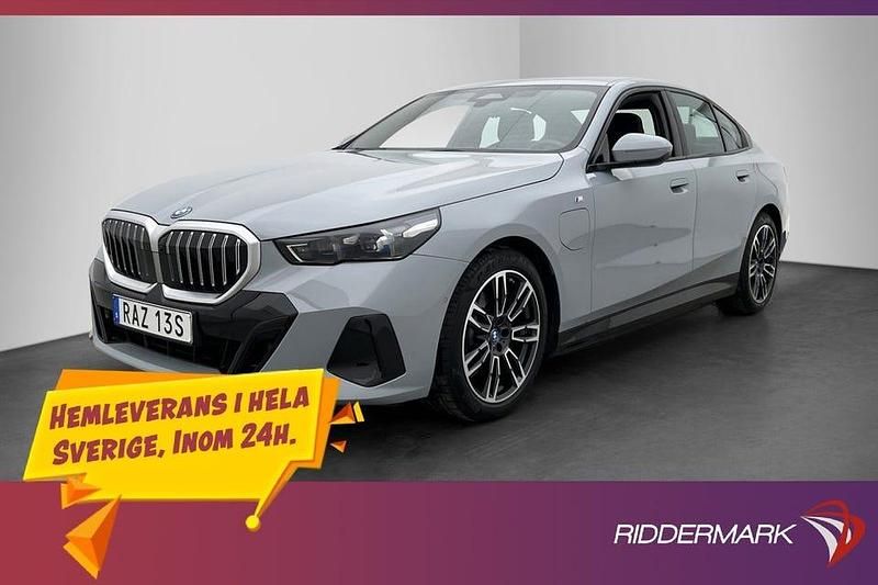 Begagnad BMW 530 M Sport 299 HK (219 kW) 2024 Grå Sedan