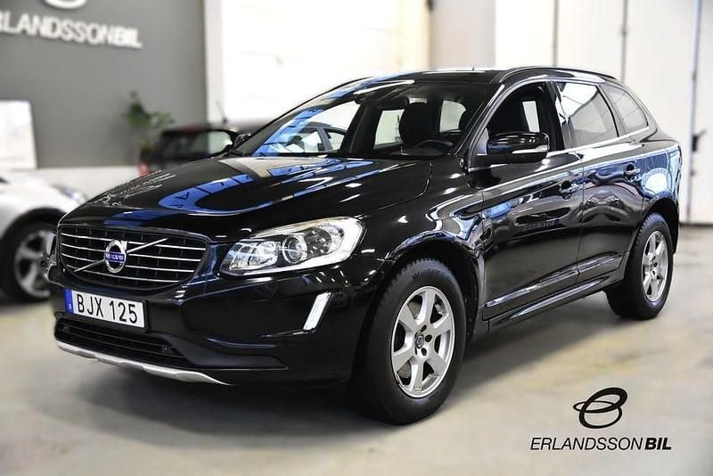 Begagnad Volvo XC60 Momentum 181 HK (133 kW) 2014 Svart SUV