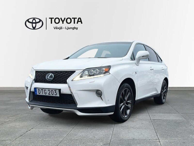 Vit Begagnad 2012 Lexus RX450h Luxury Line SUV | 199 000 kr - Bild 1/4