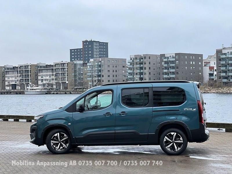 Ny Peugeot Rifter 131 HK (96 kW) 2025 Kiama blue metalic Minibuss