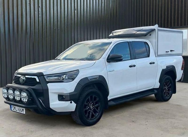 Begagnad Toyota HiLux 204 HK (150 kW) 2022 Vit Pickup