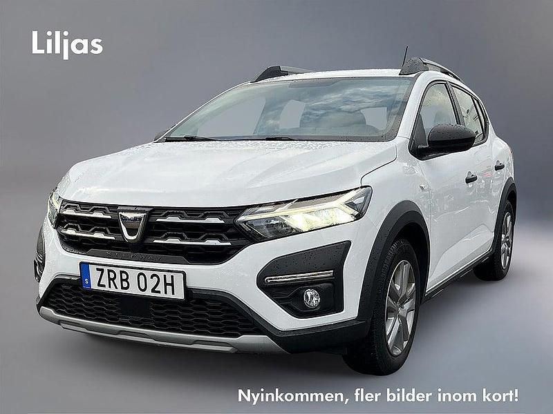 Vit Begagnad 2022 Dacia Sandero Essentiel Halvkombi | 119 000 kr (Bra pris) - Bild 1/3