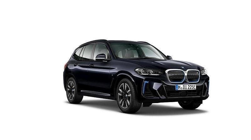 Svart Begagnad 2022 BMW iX3 M Sport SUV | 419 500 kr (Bra pris) - Bild 1/4