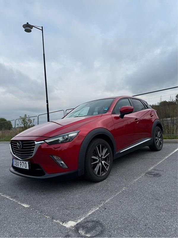 Röd Begagnad 2016 Mazda CX-3 SUV | 169 000 kr (Marknadspris) - Bild 1/4