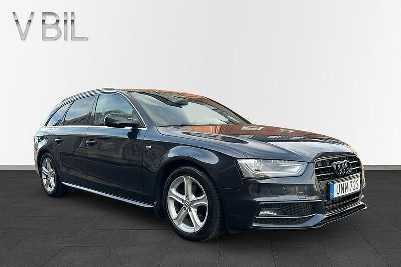 Blå Begagnad 2013 Audi A4 S-Line Kombi | 129 800 kr (Lite dyr) - Bild 1/4