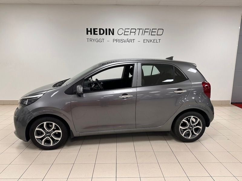 Grå Begagnad 2021 Kia Picanto Halvkombi | 129 900 kr (Marknadspris) - Bild 1/4