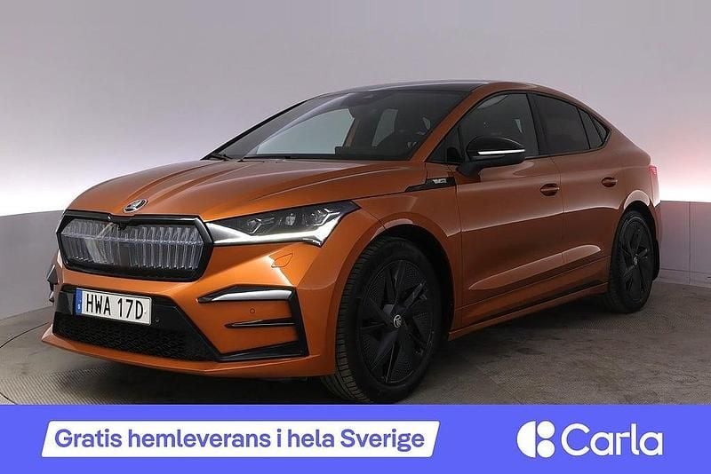 Orange Begagnad 2023 Skoda Enyaq iV RS SUV | 400 990 kr (Marknadspris) - Bild 1/4