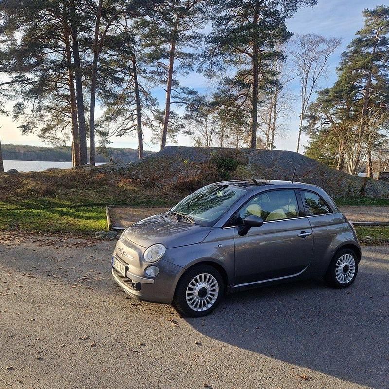 Begagnad 2012 Fiat 500 Lounge Halvkombi | 55 000 kr (Marknadspris) - Bild 1/4