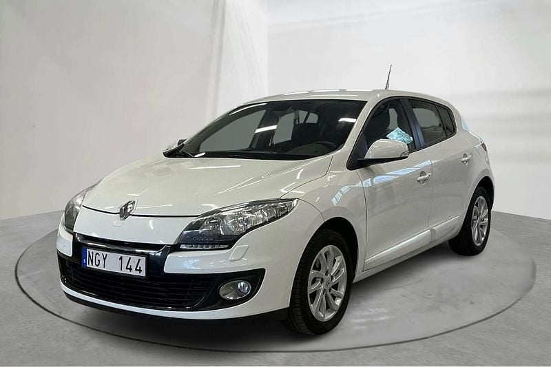 Vit Begagnad 2013 Renault Mégane III Exception | 58 000 kr (Bra pris) - Bild 1/4