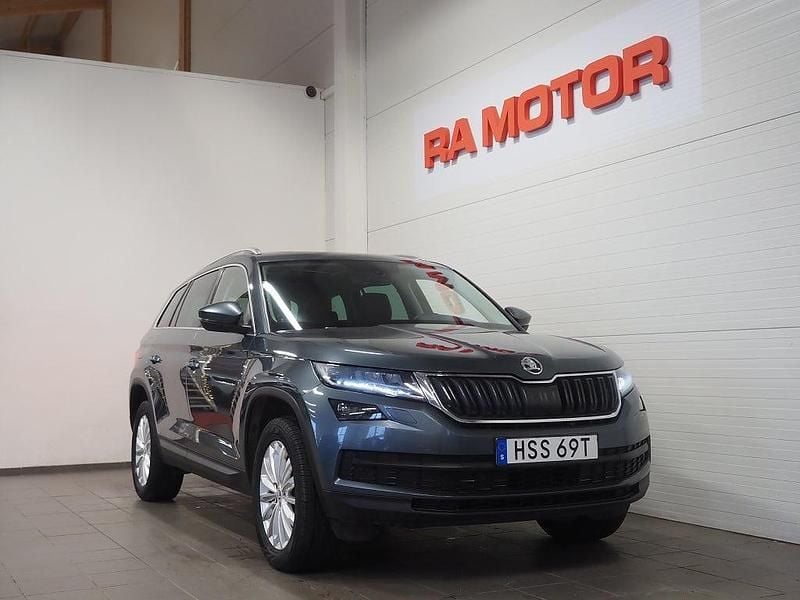 Grå metallic Begagnad 2019 Skoda Kodiaq Business Line SUV | 279 900 kr (Bra pris) - Bild 1/3