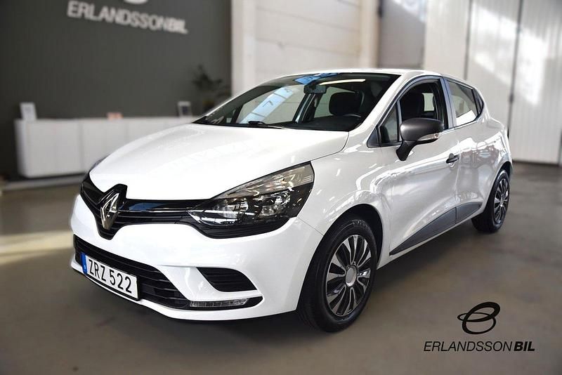 Vit Begagnad 2018 Renault Clio IV Life Halvkombi | 109 900 kr (Marknadspris) - Bild 1/4