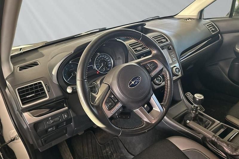 Begagnad Subaru XV Sport 147 HK (108 kW) 2015 Vit SUV