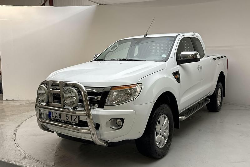 Vit Begagnad 2013 Ford Ranger XLT Pickup | 139 000 kr (Marknadspris) - Bild 1/4