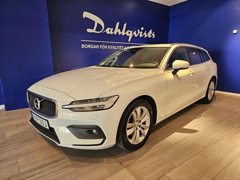 Vit Begagnad 2019 Volvo V60 Kombi | 249 000 kr (Lite dyr) - Bild 1/3