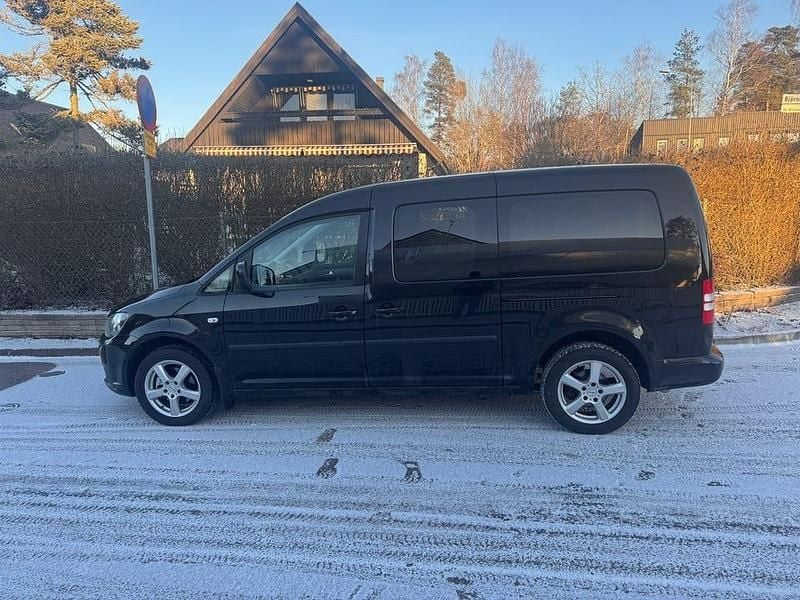 Begagnad 2013 VW Caddy Maxi Minibuss | 75 000 kr (Marknadspris) - Bild 1/4