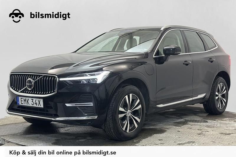 Svart Begagnad 2021 Volvo XC60 Momentum SUV | 334 700 kr (Bra pris) - Bild 1/4