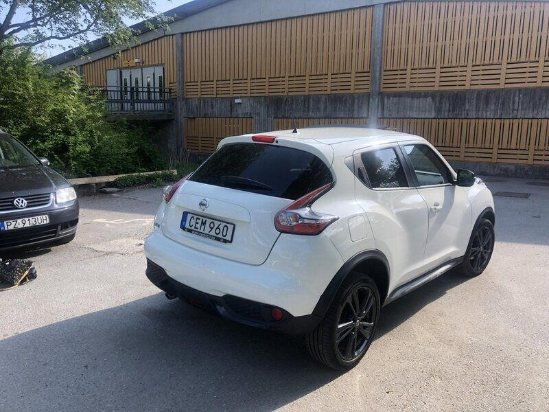 Vit Begagnad 2018 Nissan Juke SUV | 141 000 kr (Dyr) - Bild 1/4