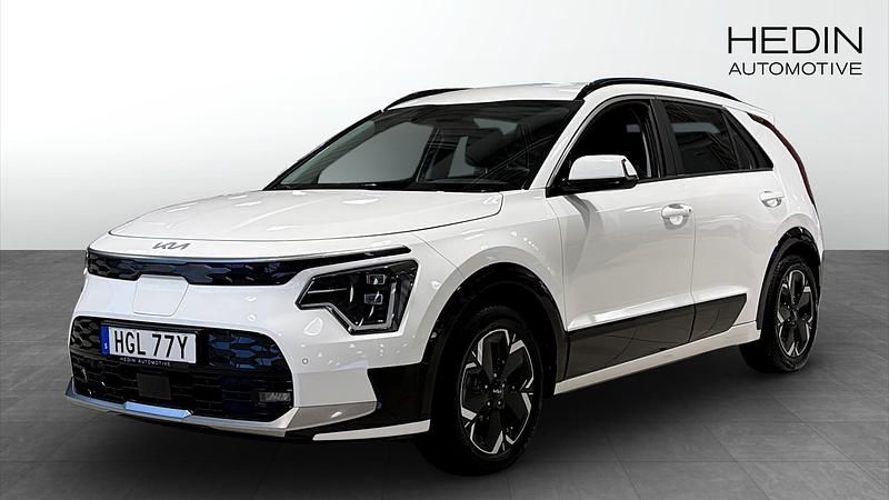 Vit Begagnad 2022 Kia Niro SUV | 319 900 kr - Bild 1/4