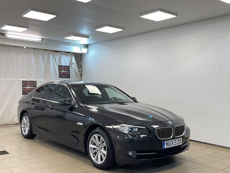 Begagnad BMW 520 184 HK (135 kW) 2013 Grå Sedan