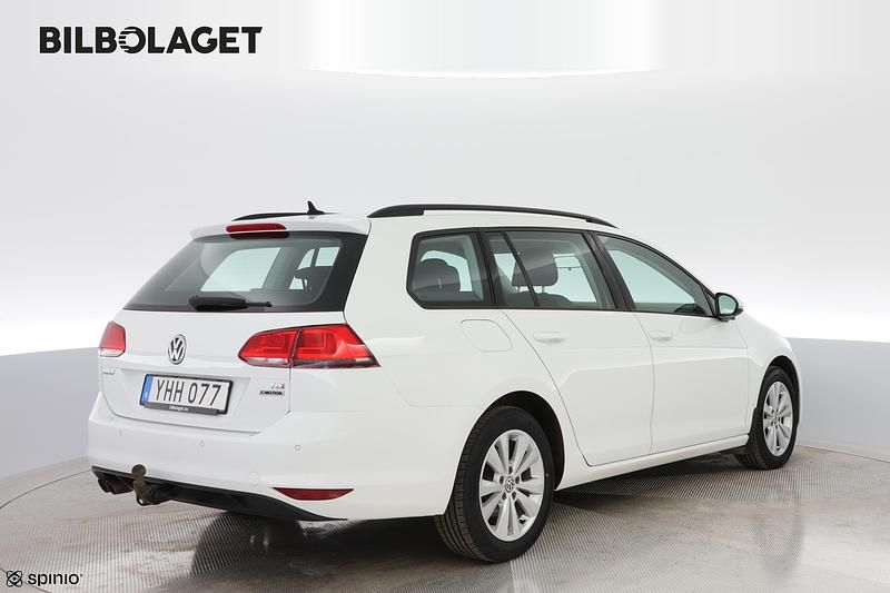Begagnad VW Golf VII 112 HK (82 kW) 2016 Vit Kombi