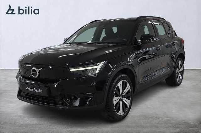 Svart Begagnad 2022 Volvo XC40 Core SUV | 354 000 kr - Bild 1/3