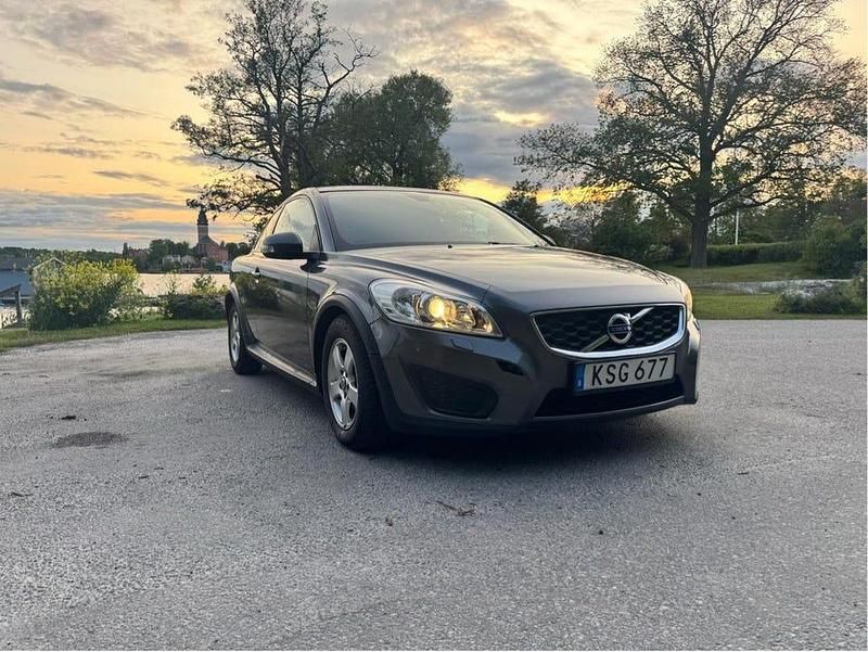 Begagnad 2011 Volvo C30 Kinetic Halvkombi | 30 000 kr (Superpris) - Bild 1/4