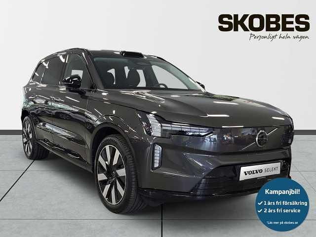 Grå Begagnad 2025 Volvo EX90 Performance SUV | 959 900 kr (Marknadspris) - Bild 1/3
