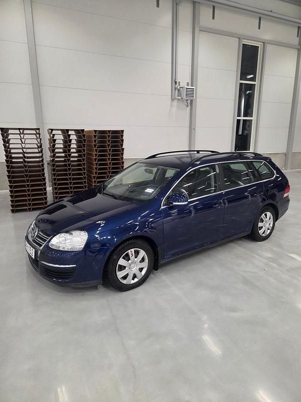 Metallic Begagnad 2008 VW Golf V Kombi | 17 000 kr (Bra pris) - Bild 1/4