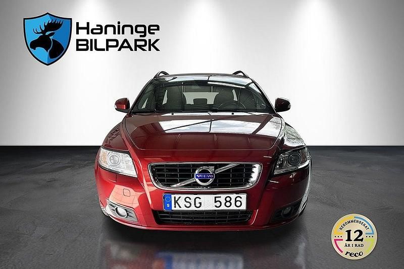 Begagnad Volvo V50 116 HK (85 kW) 2010 Röd Kombi