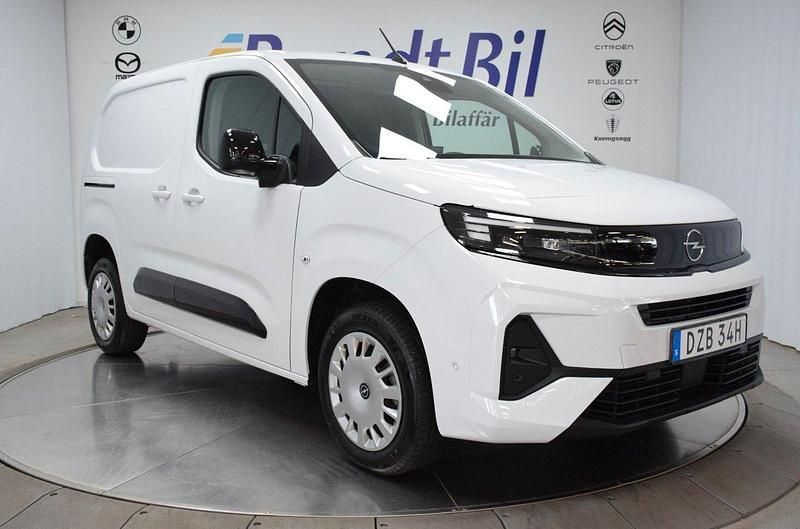 Vit Begagnad 2024 Opel Combo Elite Minibuss | 318 125 kr (Dyr) - Bild 1/3