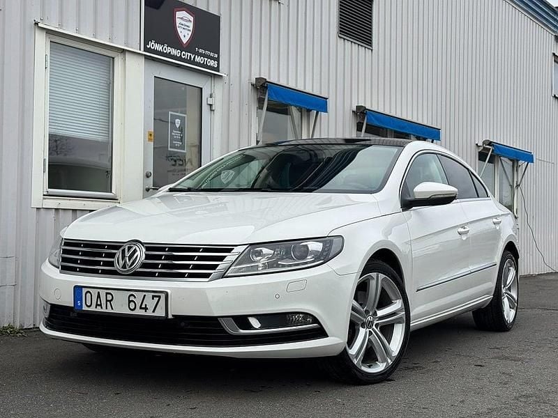 Vit Begagnad 2014 VW CC Sedan | 134 900 kr (Marknadspris) - Bild 1/4