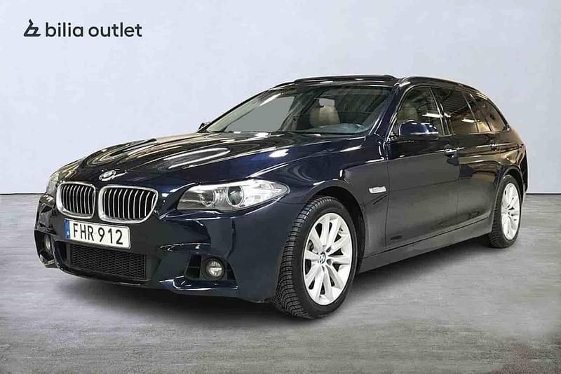 Begagnad BMW 530 2014 Blå Kombi