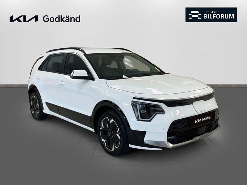 Begagnad Kia e-Niro 150 kW (204 HK) 2022 Vit SUV