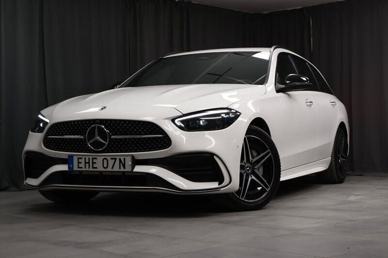 Vit Begagnad 2023 Mercedes C300e Premium Kombi | 569 000 kr (Lite dyr) - Bild 1/3