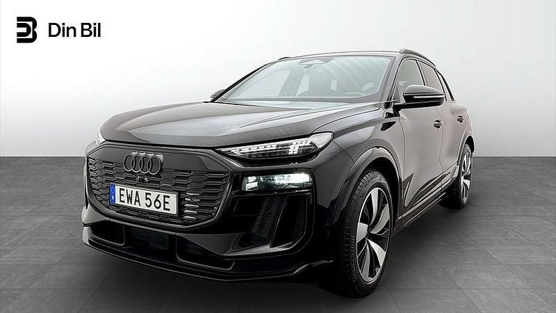 Svart Begagnad 2024 Audi Q6 e-tron Comfort SUV | 829 000 kr (Lite dyr) - Bild 1/4