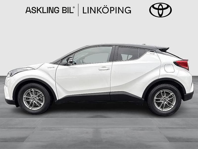 Begagnad Toyota C-HR Style 122 HK (89 kW) 2016 Vit SUV