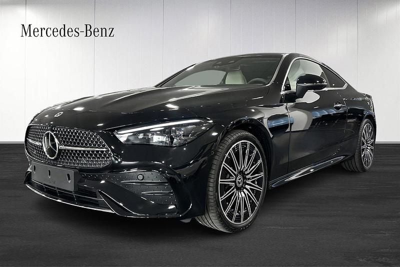 Svart (black) Begagnad 2024 Mercedes CLE220 AMG line Sportkupé | 929 200 kr - Bild 1/4
