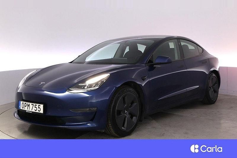 Blå Begagnad 2020 Tesla Model 3 Long Range AWD Sedan | 329 900 kr - Bild 1/4
