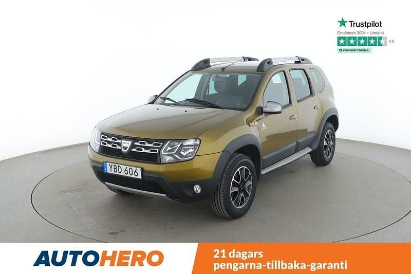 Ljusgrön (grön) Begagnad 2015 Dacia Duster Adventure SUV | 109 000 kr (Marknadspris) - Bild 1/4