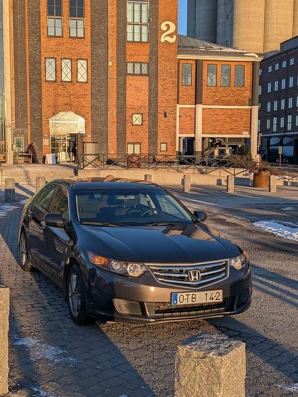 Begagnad Honda Accord 156 HK (114 kW) 2009