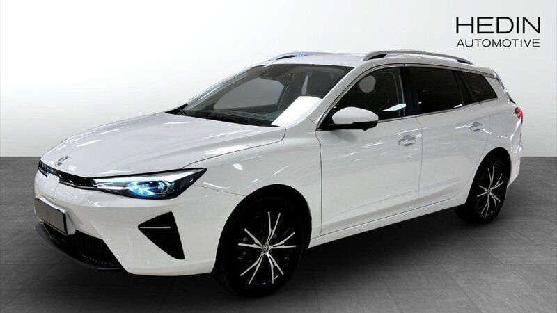 Vit (white) Begagnad 2022 MG MG5 EV Luxury Kombi | 214 900 kr - Bild 1/4