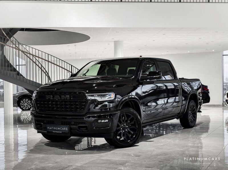 Svart (diamond svart crystal) Ny 2025 Dodge Ram Limited Pickup | 1 316 500 kr (Bra pris) - Bild 1/4
