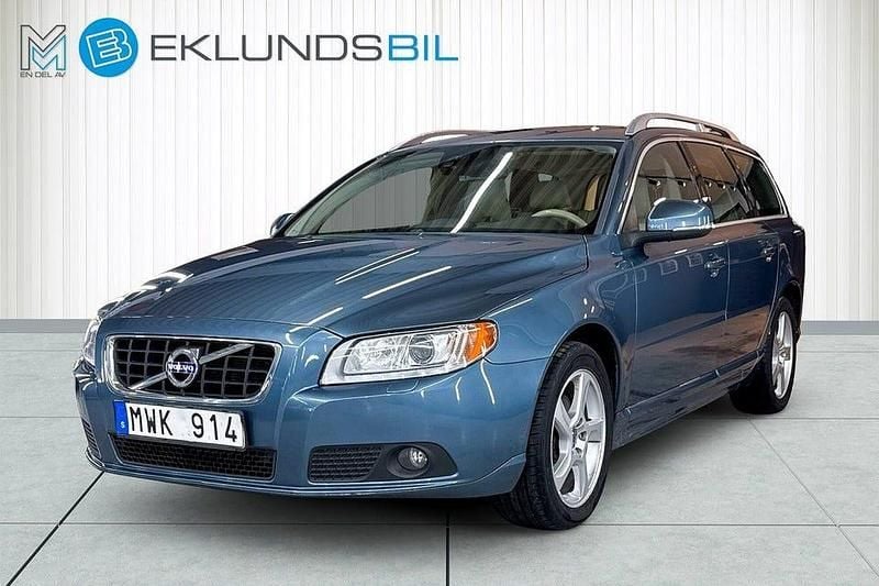 Begagnad Volvo V70 Summum 180 HK (132 kW) 2012 Blå Kombi