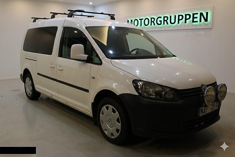 Vit Begagnad 2012 VW Caddy Maxi Minibuss | 74 000 kr (Marknadspris) - Bild 1/4