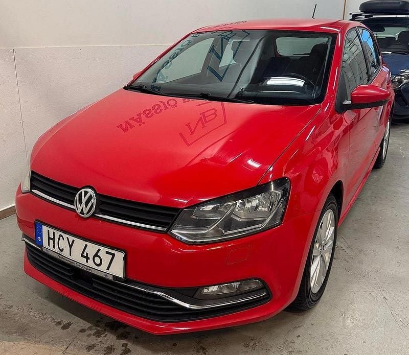 Röd Begagnad 2016 VW Polo Halvkombi | 86 900 kr (Marknadspris) - Bild 1/4