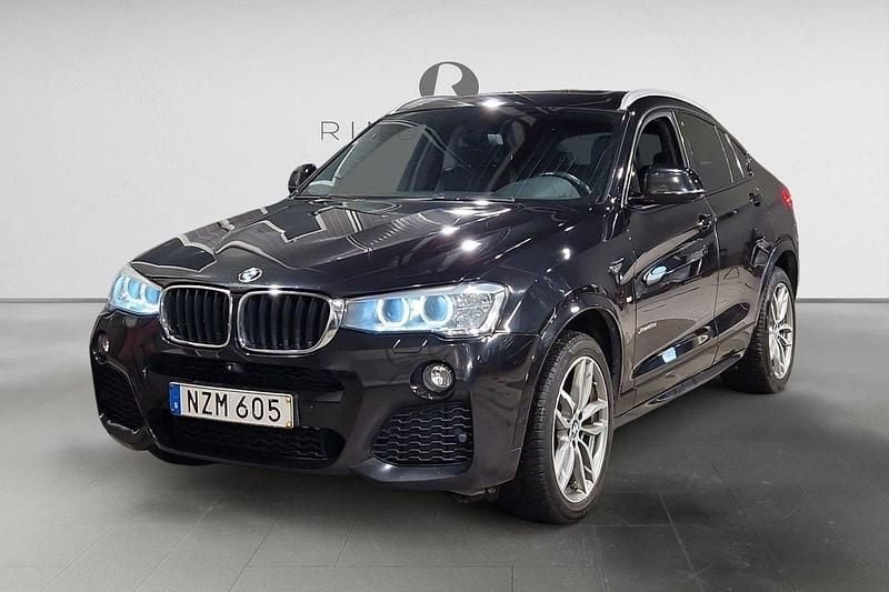 Svart Begagnad 2018 BMW X4 M Sport SUV | 249 900 kr (Superpris) - Bild 1/3